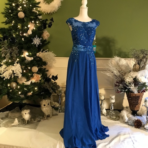 Dresses & Skirts - Formal evening gown Prom Bridesmaid dress